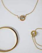 Eterna Necklace